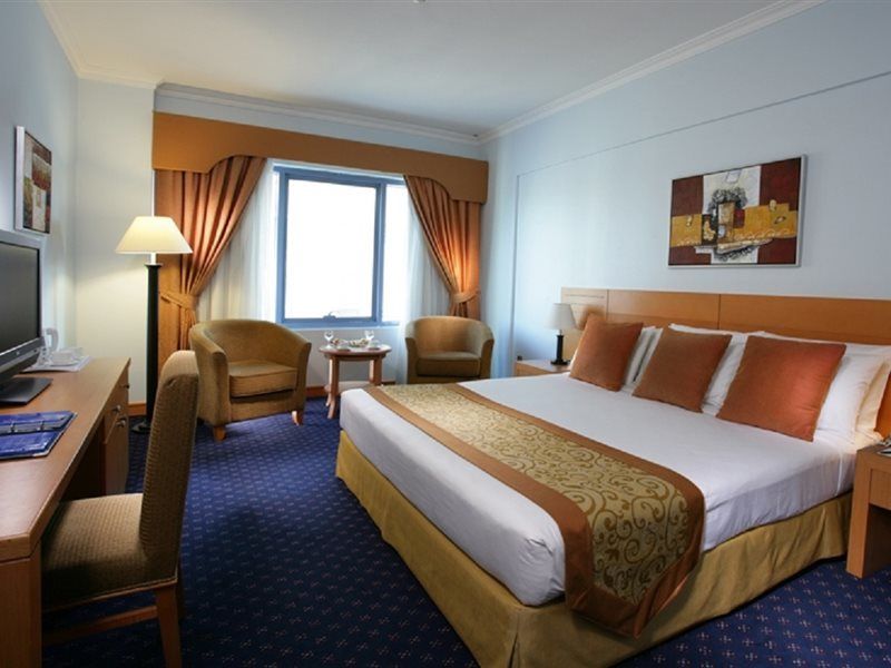 Concorde Deira -formerly Golden Tulip Deira Готель 4*